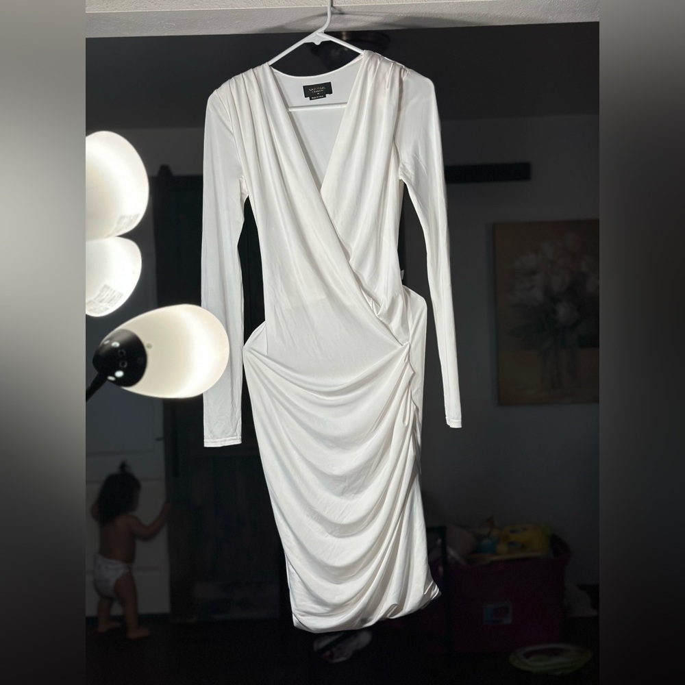 Nasty gal white scrunched v neck little dress size xs - Picture 10 of 12